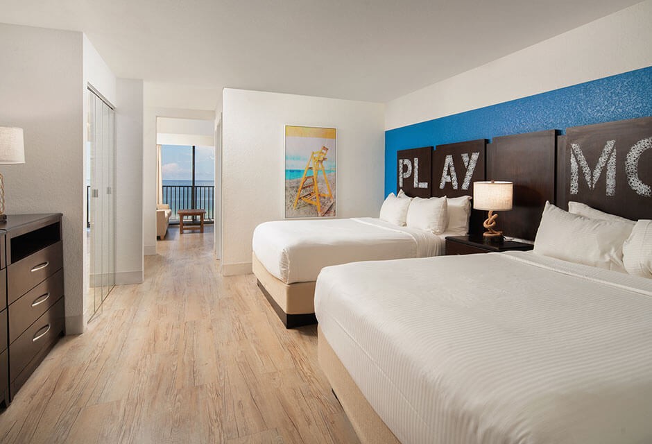 double bed Sirata hotel room