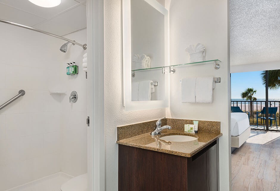 king beachfront suite bathroom