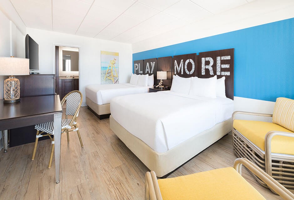 traditional queen room at Sirata