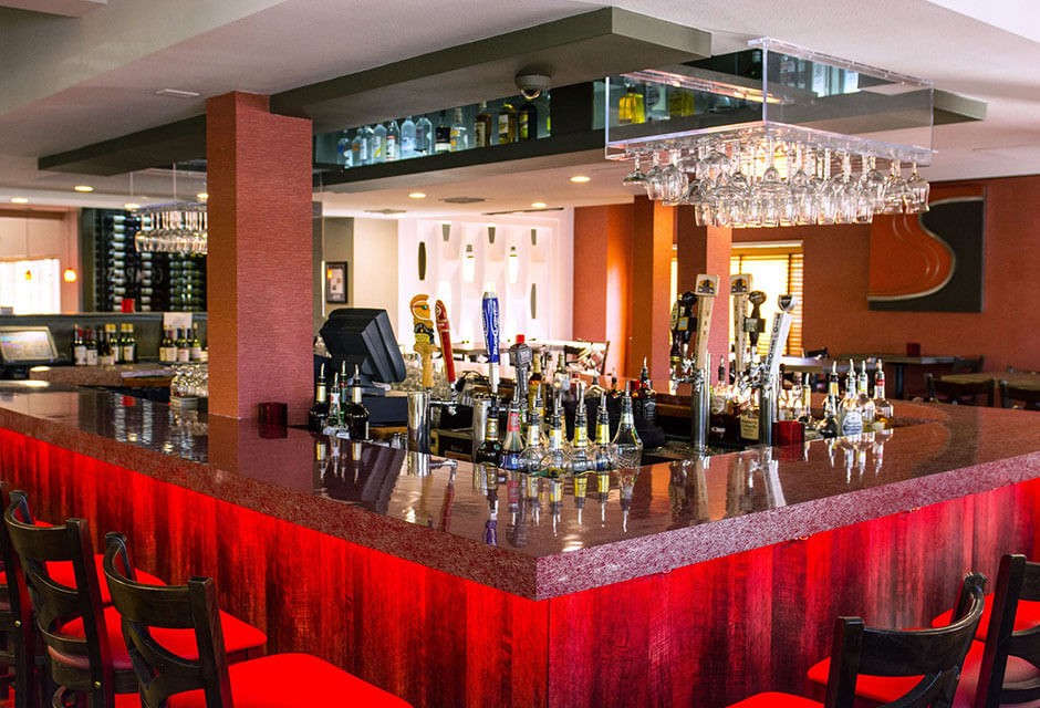 Compass Grille at Sirata Resort bar