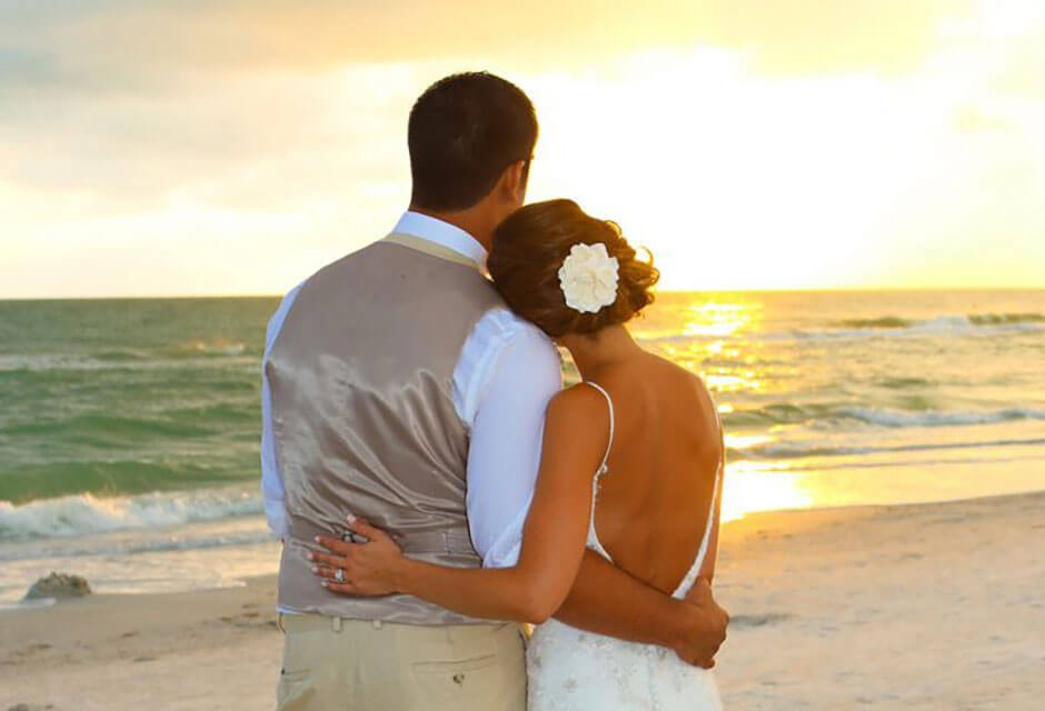 Sirata bride and groom on the beach 3